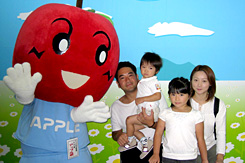 �������